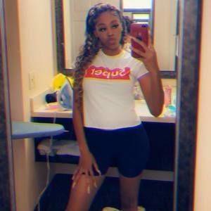 Meet your Posher, Amaaye